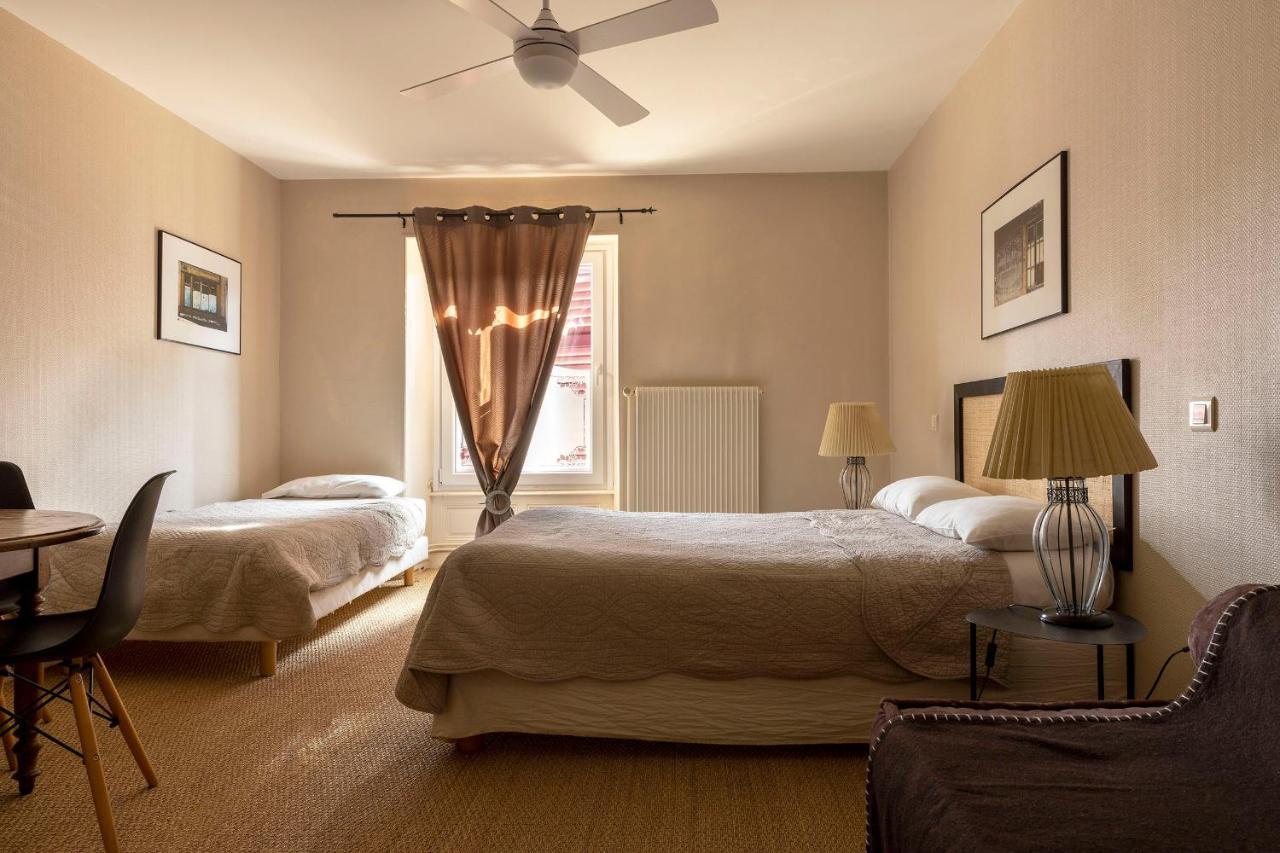 L'Edgar Hotel Port-Lesney ภายนอก รูปภาพ